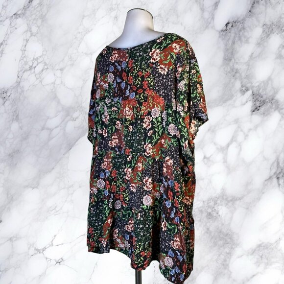 Torrid Black Floral Textured Stretch Rayon Babydoll - Picture 7 of 11